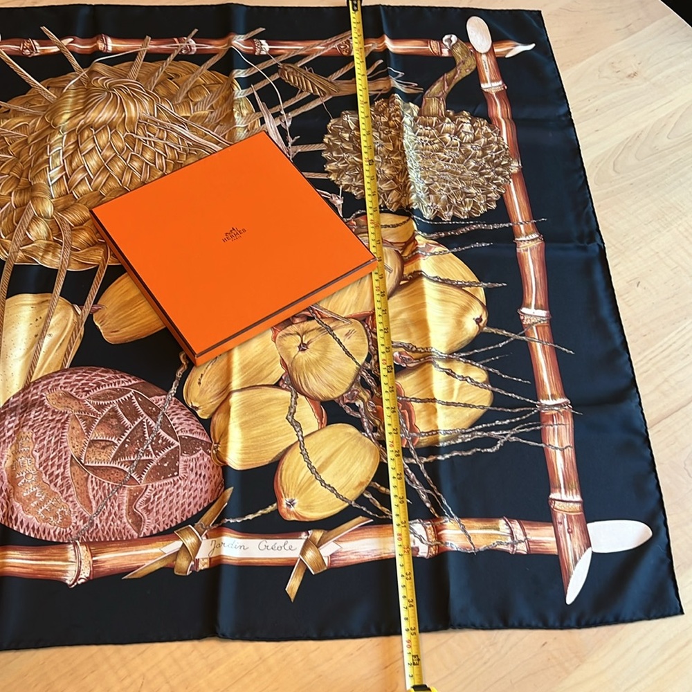 HERMES Hermes Paris Silk Scarf Jardin Creole 1994 Valerie Dawlat-Dumoulin w/Box - Picture 11 of 14